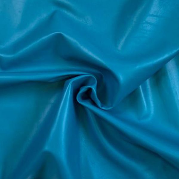 PRAVÁ KŮŽE JEHNĚTINA - TYRKYSOVÁ