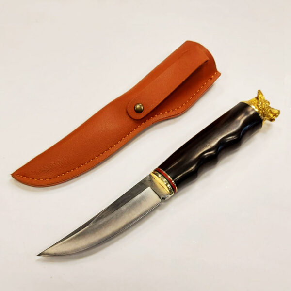 NŮŽ S PEVNOU ČEPELÍ A POUZDREM