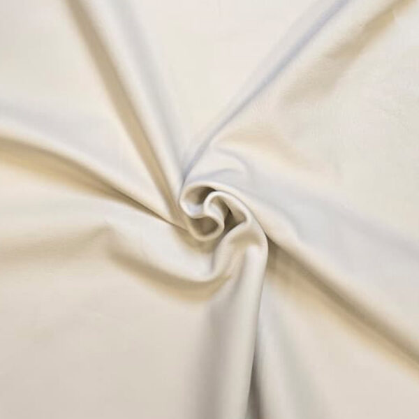 PRAVÁ KŮŽE - HOVĚZÍ USEŇ - MLÉKO - 1.5-1.7 mm