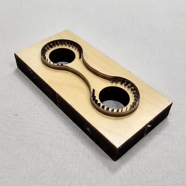 VYSEKÁVACÍ MATRICE / VÝSEK NA KŮŽI (Apple AirTag) - 110x40mm