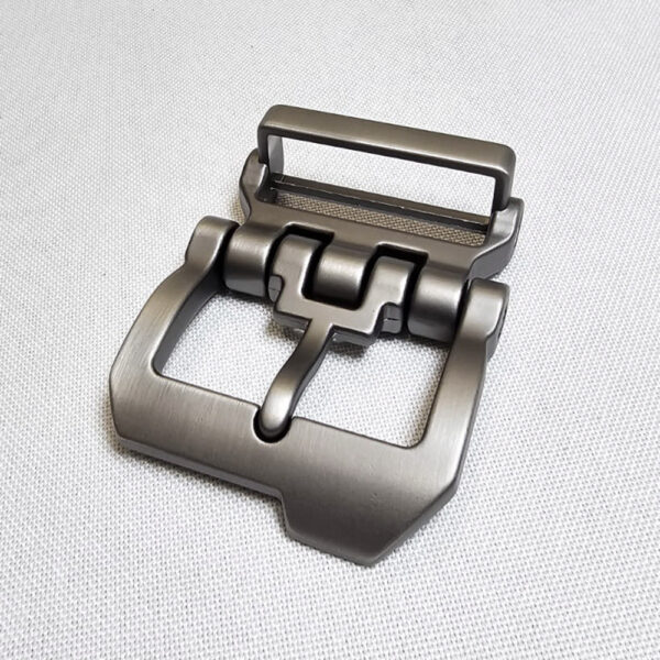 KOVOVÁ PŘEZKA 40 MM - ŠEDÝ MAT