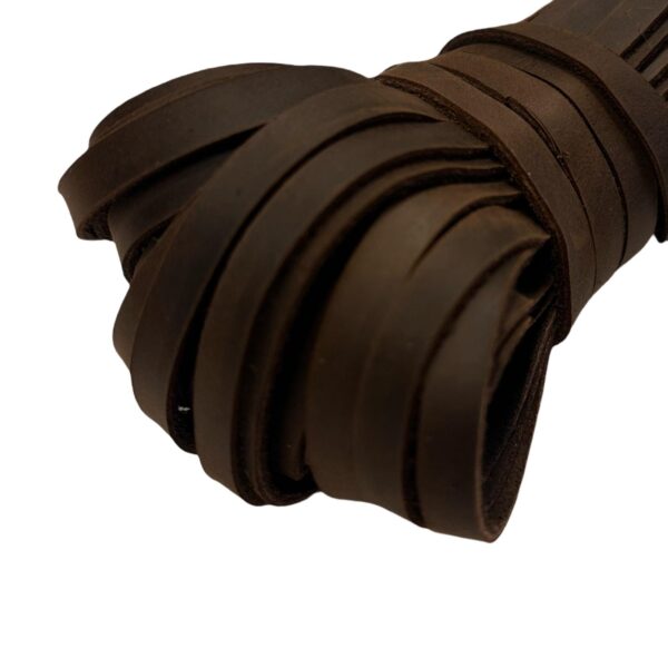 KOŽENÁ ŠŇŮRA PLOCHÁ - KOŽENÝ ŘEMÍNEK - 7mm x 10m. Tloušťka: 1.8mm