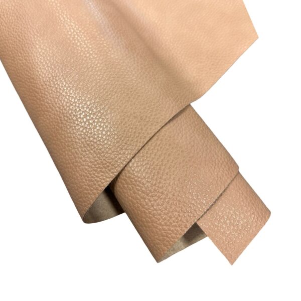 UMĚLÁ KŮŽE - КOŽENKА ČALOUNICKÁ – METRAŽ - BÉŽOVÝ