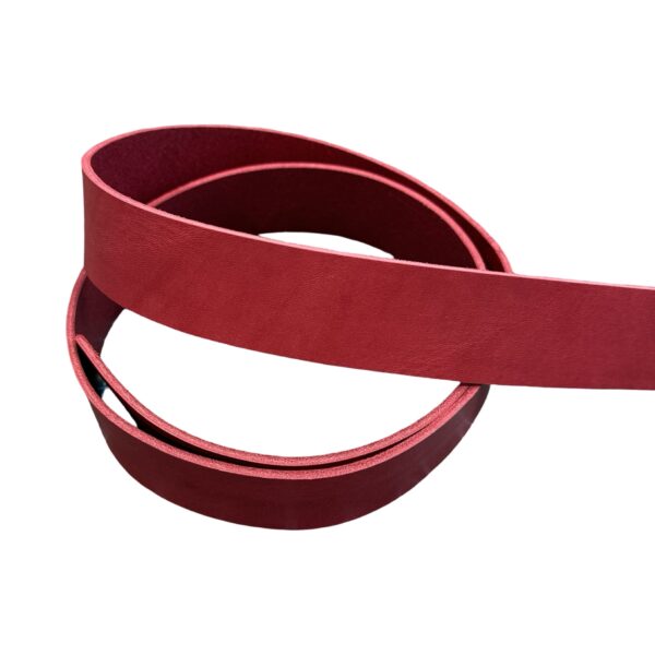 HOVĚZÍ KŮŽE NA OPASEK - FIALOVÁ - 135 cm - 2.7-2.9 mm