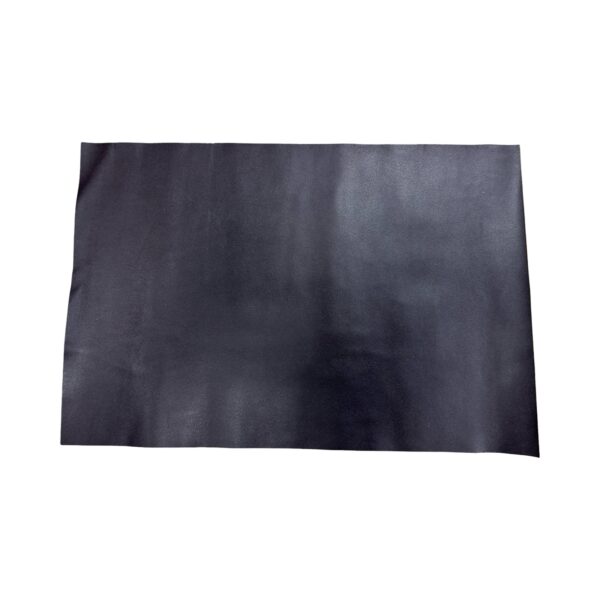 HOVĚZÍ KŮŽE- TMAVĚ HNĚDA  - HOTOVÉ KUS – 50x34cm . Tloušťka: 1.2 mm