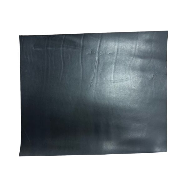HOVĚZÍ KŮŽE -  ČERNA - HOTOVÉ KUS – 44x36 Tloušťka: 2.3mm