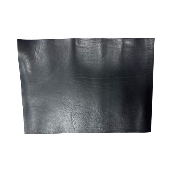 HOVĚZÍ KŮŽE – ČERNA  - HOTOVÉ KUS - 43x31cm . Tloušťka: 3.3mm