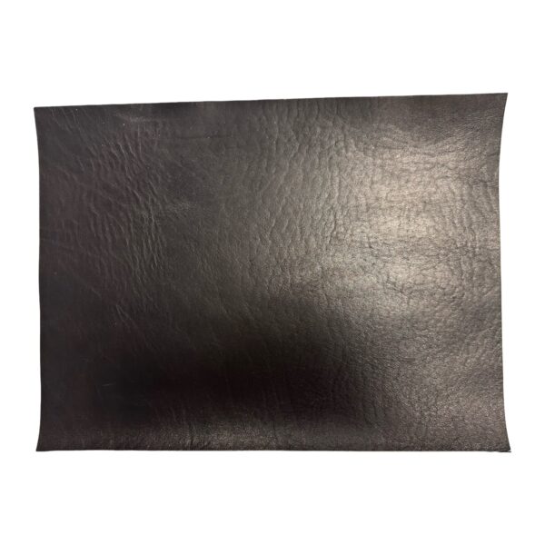 HOVĚZÍ KŮŽE -    ČERNA -  HOTOVÉ KUS – 40x30cm . Tloušťka: 3.4mm