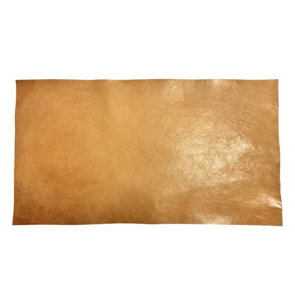 HOVĚZÍ KŮŽE -  PRIRODNÍ  -  HOTOVÉ KUS – 55x30cm . Tloušťka: 1.3mm