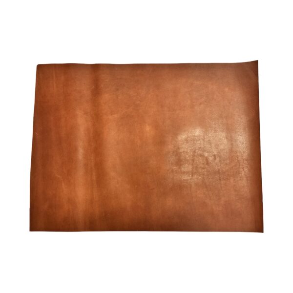 HOVĚZÍ KŮŽE - HNĚDA  - HOTOVÉ KUS – 55x41cm . Tloušťka: 1.6mm
