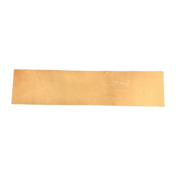 HOVĚZÍ KŮŽE - PRIRODNÍ -  HOTOVÉ KUS – 83x19cm . Tloušťka: 3.1mm