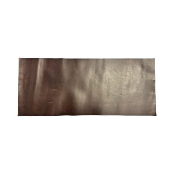 HOVĚZÍ KŮŽE - TMAVĚ HNĚDA - HOTOVÉ KUS – 63x26cm . Tloušťka: 1.1mm